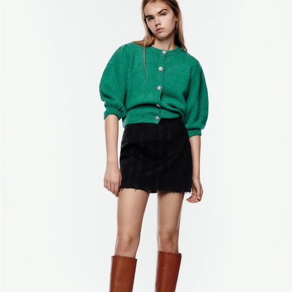 Cardigan - Picture 1 of 2